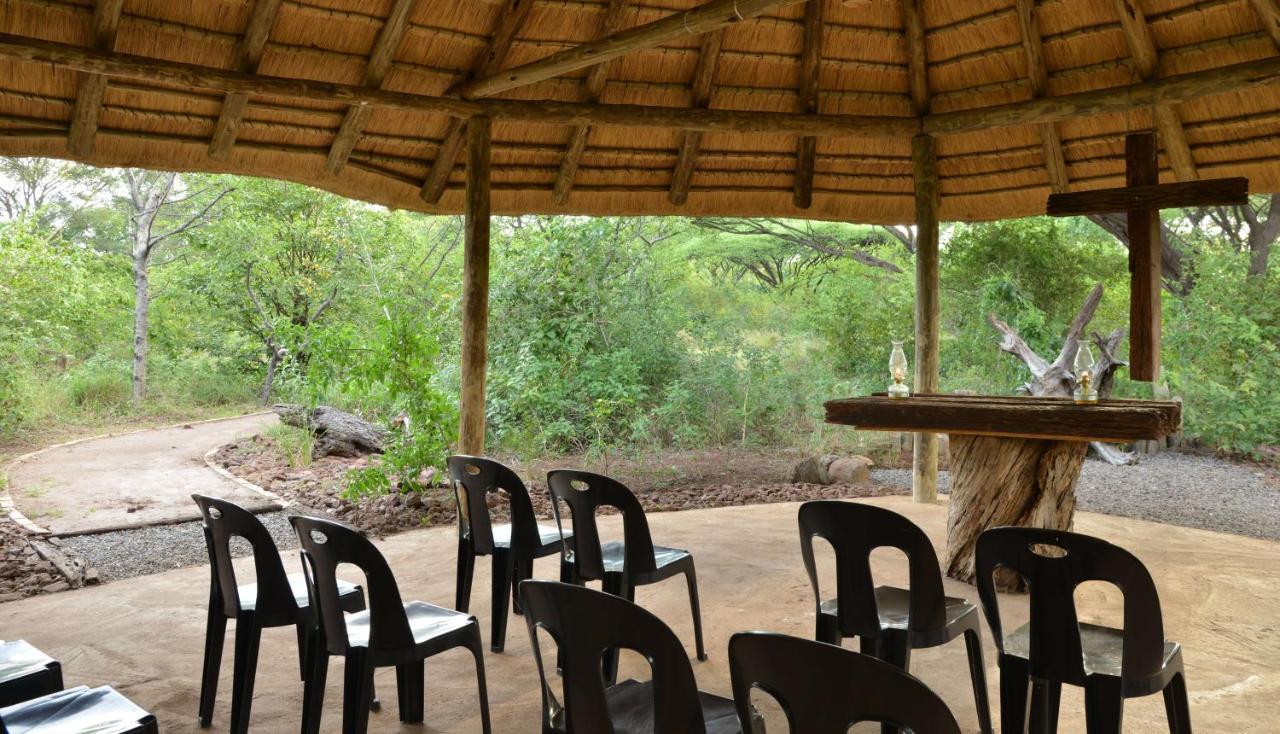 Muchenje Self-Catering Tents Exterior photo
